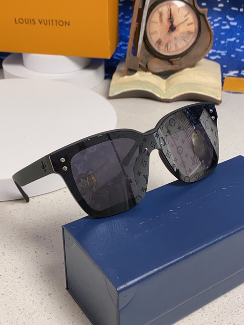 ルイヴィトンサングラス着用イメージ